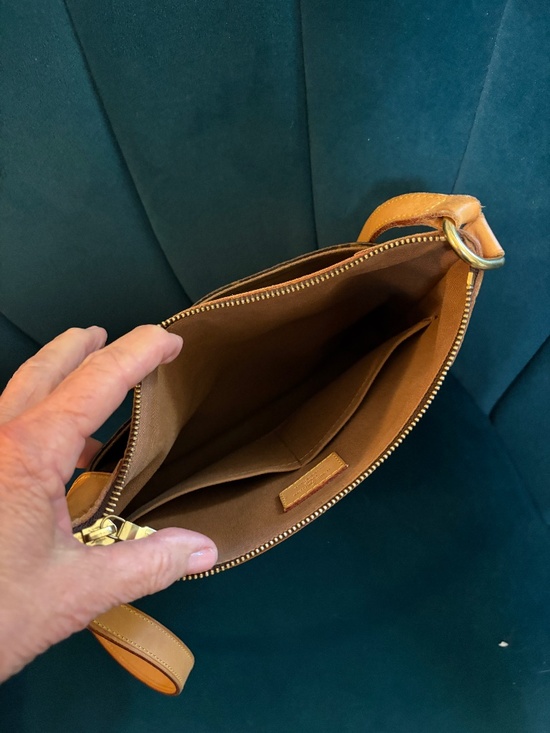 Louis Vuitton Handbags - Louis Vuitton handbag
